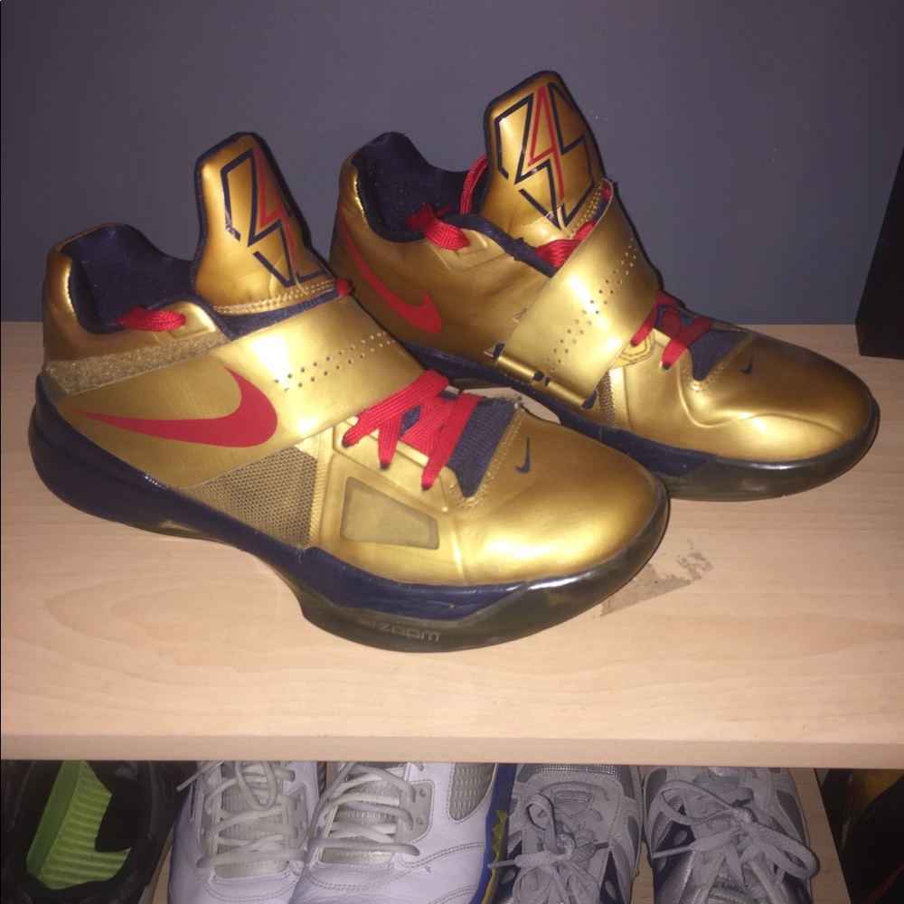 KD IV Gold Metals
